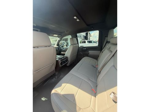 Used 2022 GMC Sierra 2500 SLT w/ SLT Premium Package AWD/4WD image 14