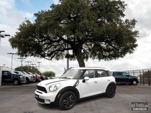 Used 2014 MINI Cooper Countryman S FWD image 1