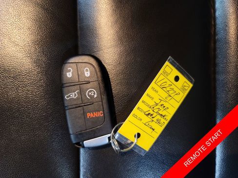 Used 2021 Jeep Grand Cherokee Limited image 31