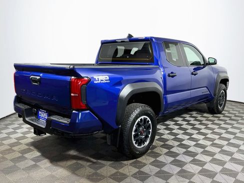 Used 2024 Toyota Tacoma TRD Off-Road AWD/4WD image 7