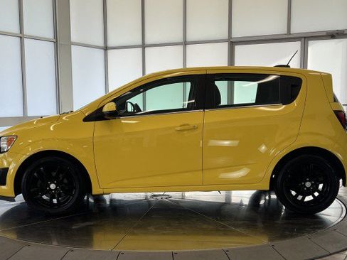 Used 2015 Chevrolet Sonic LT w/ LT Promotional Package FWD image 4