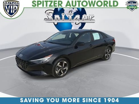 Used 2023 Hyundai Elantra SEL w/ Convenience Package image 4