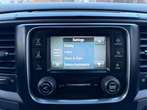 Used 2018 RAM 1500 Express image 36