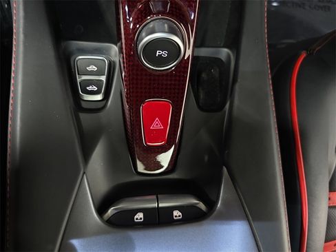 Used 2020 Ferrari Portofino image 21