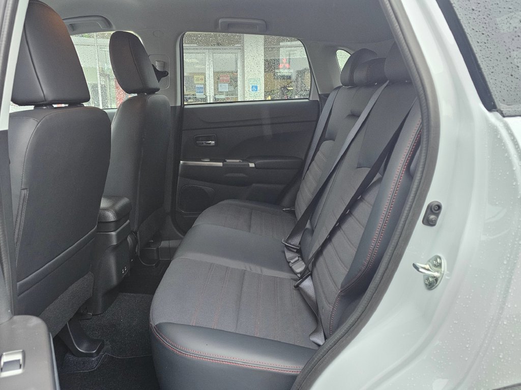 New 2026 Mitsubishi Outlander Sport SE AWD/4WD image 13