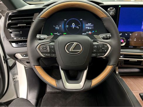 Certified 2026 Lexus RX 350h AWD/4WD image 11
