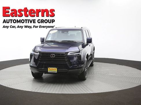 Used 2025 Lexus GX 550 w/ Accessory Package (2T) AWD/4WD image 57