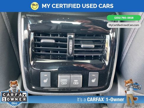 Used 2022 Toyota Avalon Limited FWD image 23