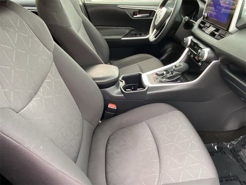 Certified 2023 Toyota RAV4 XLE w/ Convenience Package image 15