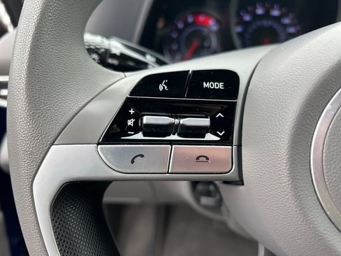 Used 2023 Hyundai Elantra SEL w/ Cargo Package image 19