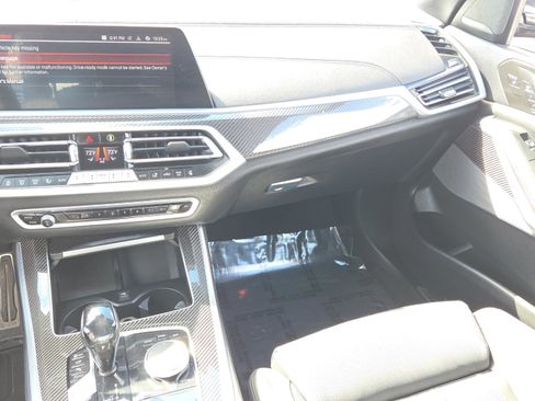 Used 2022 BMW X5 M50i image 15