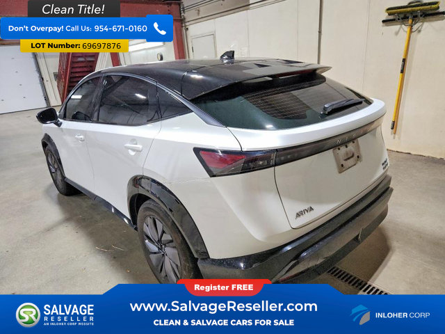 Used 2023 Nissan Ariya AWD image 3