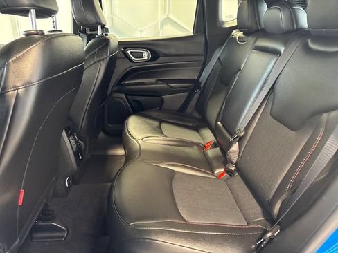 Used 2026 Jeep Compass Trailhawk AWD/4WD image 16