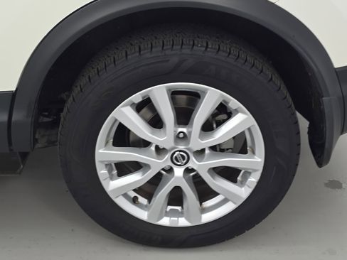 Certified 2020 Nissan Rogue Sport SV w/ All-Weather Package image 30