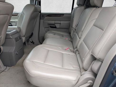 Used 2010 Nissan Armada Titanium RWD image 12