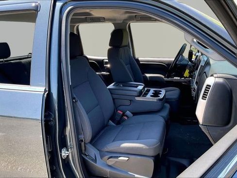 Used 2019 GMC Sierra 1500 SLE w/ SLE Value Package AWD/4WD image 19