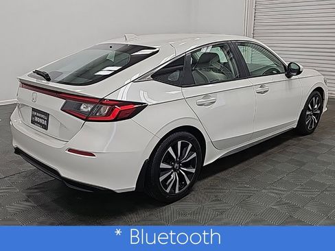 Used 2024 Honda Civic EX-L image 9