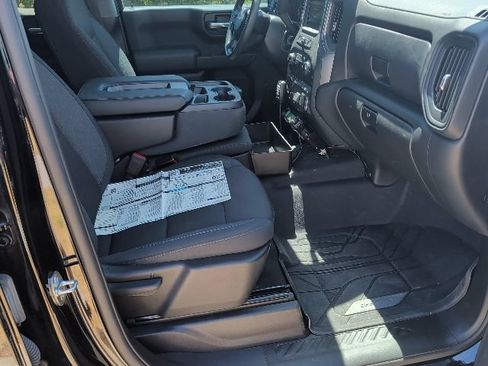 Used 2024 Chevrolet Silverado 1500 Custom RWD image 9