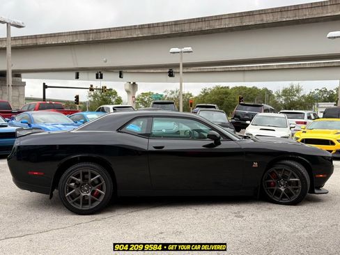 Used 2019 Dodge Challenger R/T Scat Pack w/ Driver Convenience Group RWD image 7
