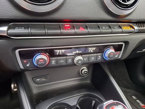 Used 2018 Audi RS 3 AWD/4WD image 13