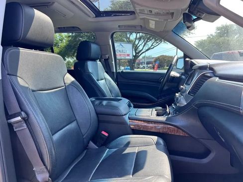 Used 2015 Chevrolet Tahoe LTZ AWD/4WD image 35