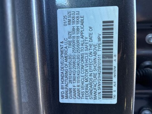 Certified 2025 Honda Pilot EX-L image 23