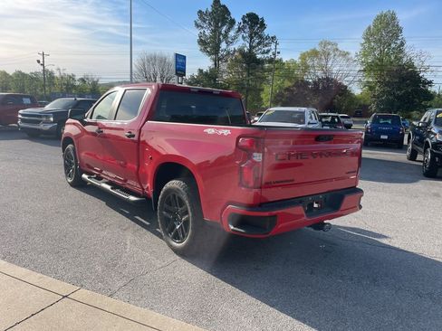 Used 2024 Chevrolet Silverado 1500 Custom w/ Turbomax Blackout Package image 6