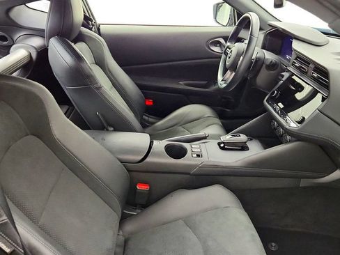 Used 2025 Nissan Z Performance w/ Floor Mat Package RWD image 20