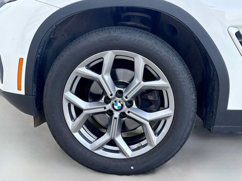Certified 2023 BMW X4 xDrive30i w/ Premium Package AWD/4WD image 6