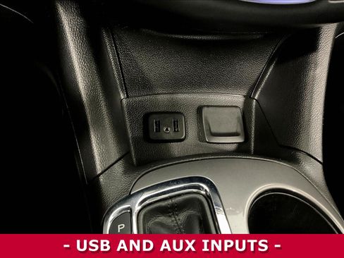Used 2019 Chevrolet Cruze LT w/ Convenience Package FWD image 16