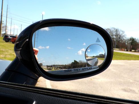 Used 2021 Dodge Challenger SXT w/ Driver Convenience Group image 28