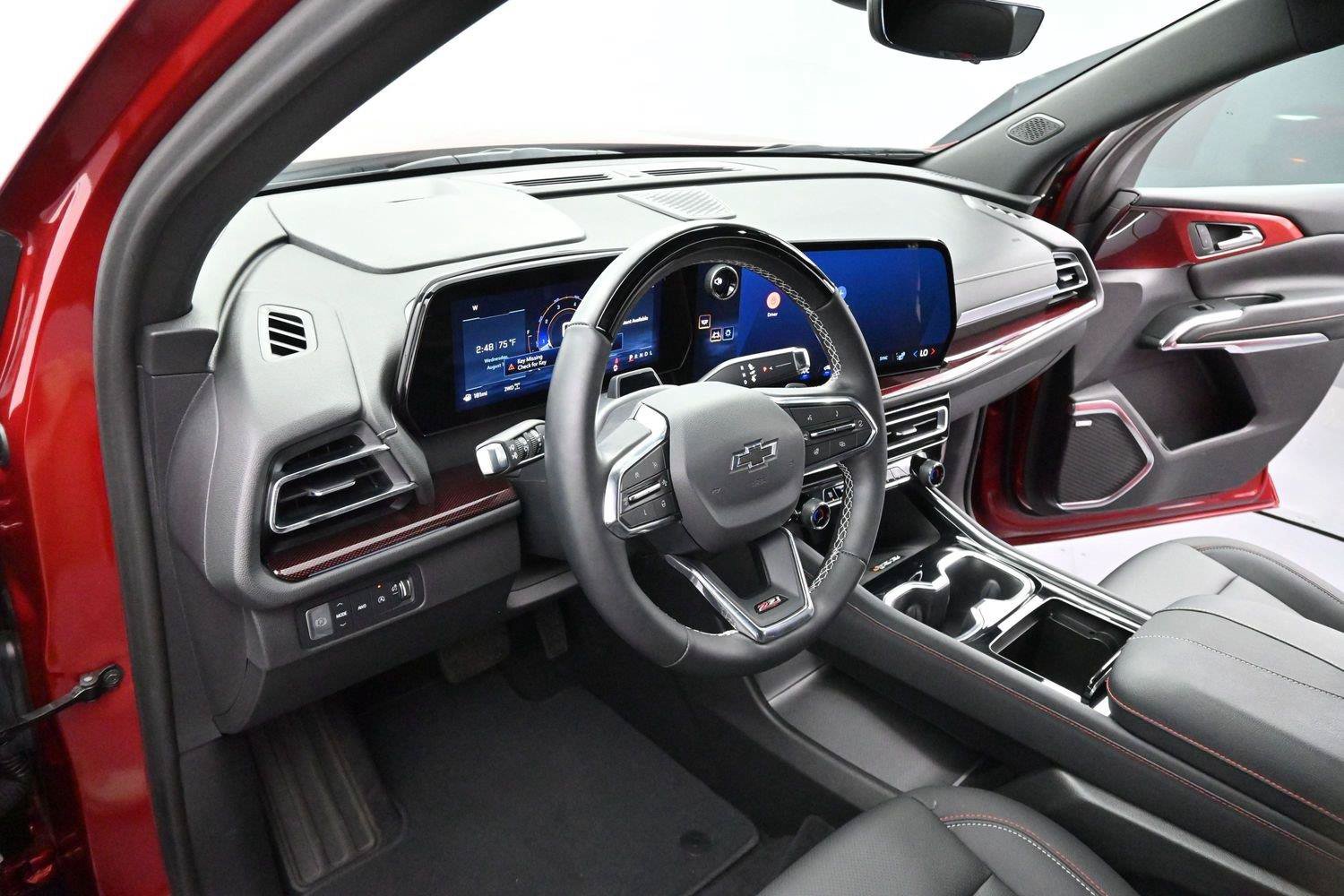 Used 2024 Chevrolet Traverse Z71 w/ Enhanced Driving Package AWD/4WD image 13