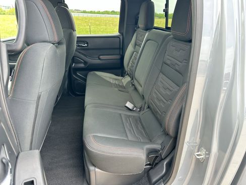 Used 2025 Nissan Frontier PRO-4X w/ Pro Convenience Package image 22