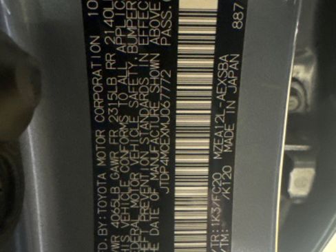 Used 2021 Toyota Corolla SE w/ SE Premium Package image 12