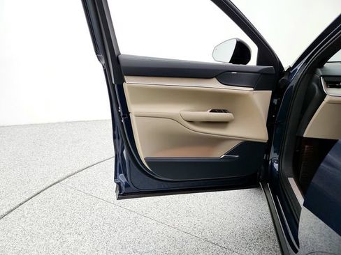 New 2026 Volvo EX90 Plus AWD/4WD image 23