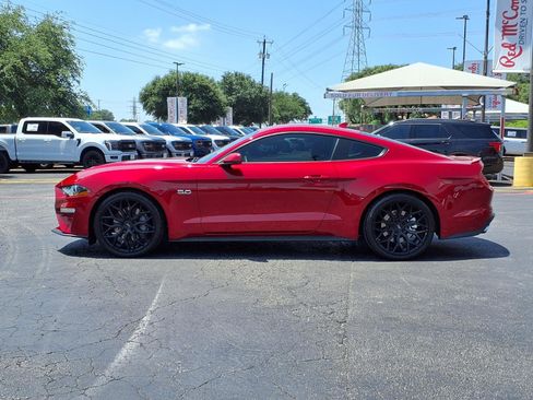 Used 2022 Ford Mustang GT Premium w/ Equipment Group 401A RWD image 9