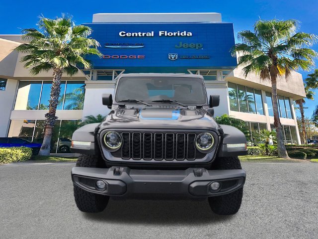 Used 2024 Jeep Wrangler Unlimited Rubicon 4xe w/ Convenience Group AWD/4WD image 9