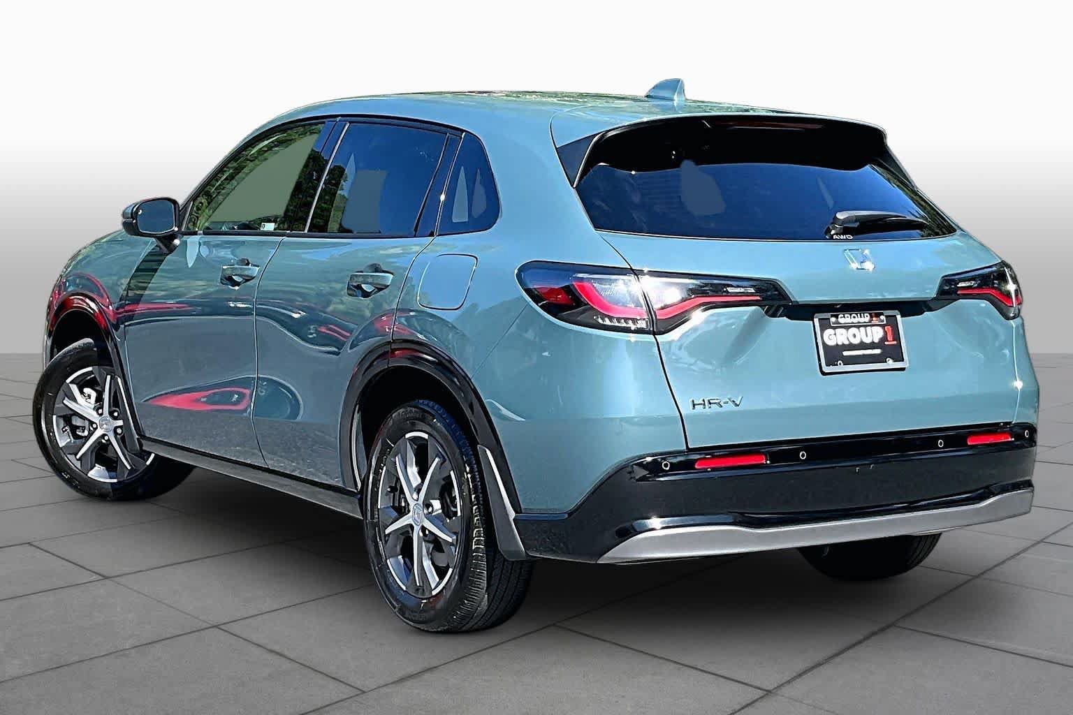 Used 2024 Honda HR-V EX-L image 12