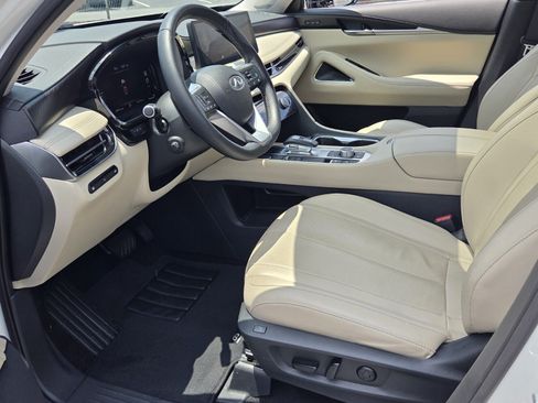 Used 2023 INFINITI QX60 Sensory w/ Vision Package AWD/4WD image 15