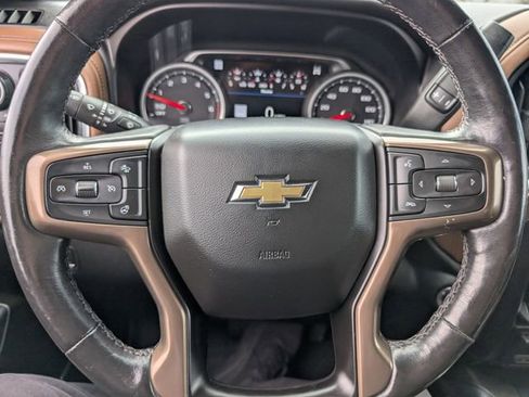 Used 2019 Chevrolet Silverado 1500 High Country w/ Technology Package image 21