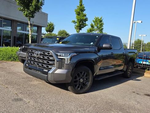 Used 2024 Toyota Tundra Platinum AWD/4WD image 3