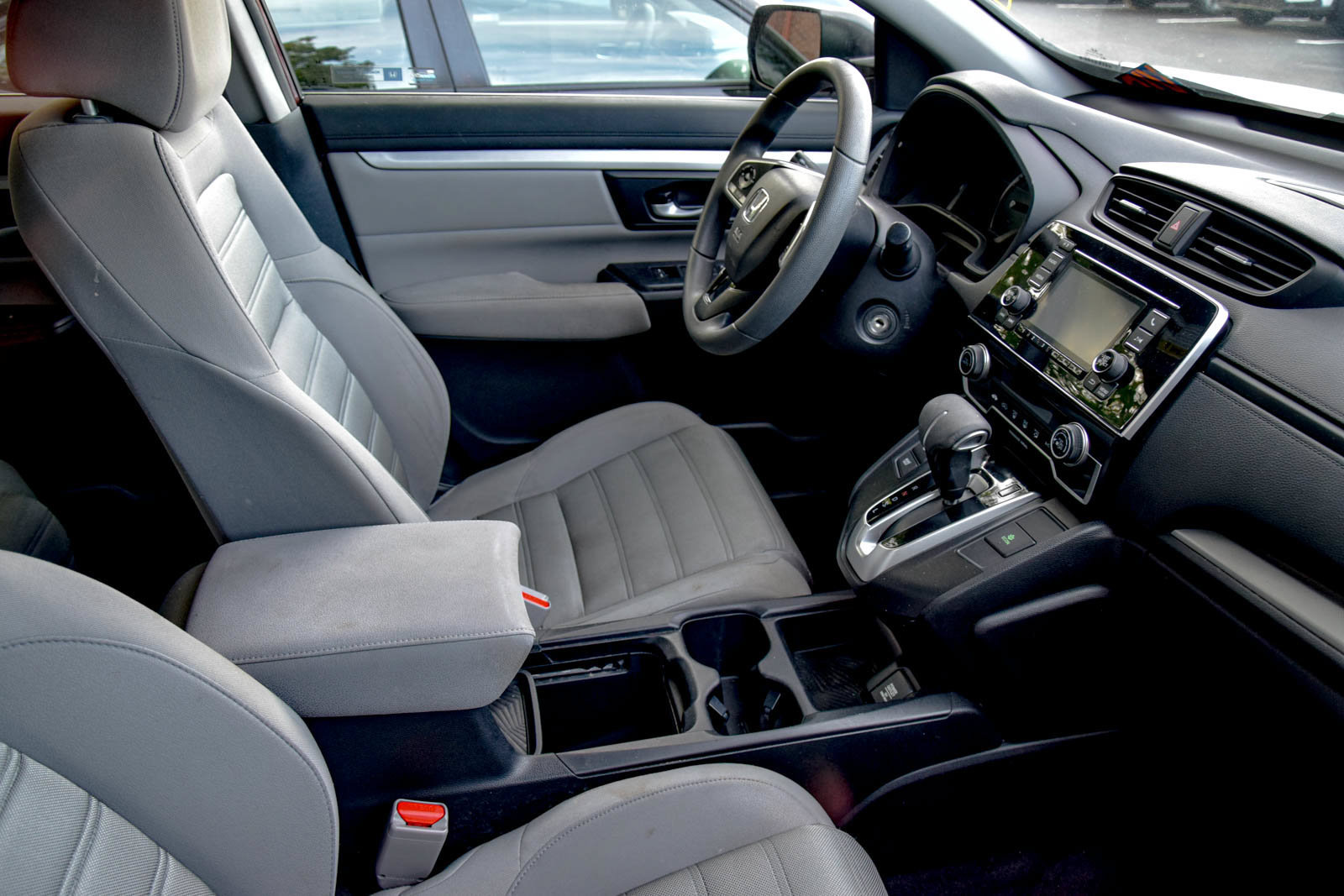 Used 2018 Honda CR-V LX image 8