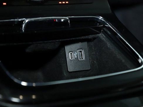 Used 2021 Lincoln Nautilus AWD image 27