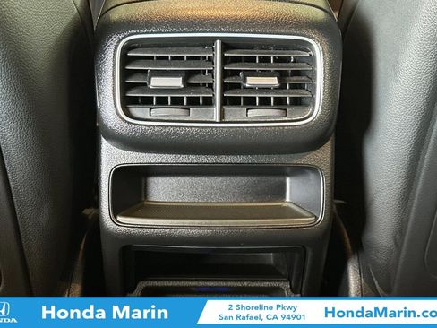 Used 2024 Mercedes-Benz GLE 450e 4MATIC image 15