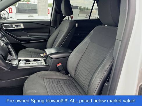 Used 2020 Ford Explorer XLT RWD image 17