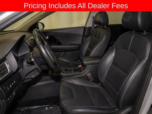 Used 2019 Kia Niro EX Premium w/ Sunroof Package FWD image 10