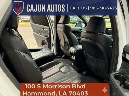 Used 2020 Hyundai Palisade Limited image 30