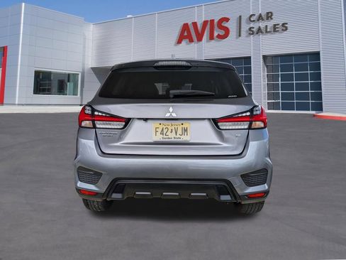Used 2025 Mitsubishi Outlander Sport SE AWD/4WD image 9