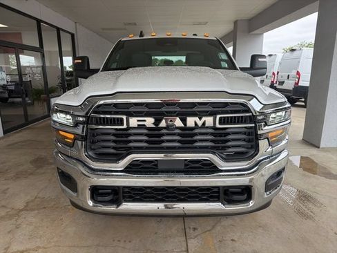 New 2026 RAM 3500 Tradesman w/ Chrome Appearance Group A AWD/4WD image 7