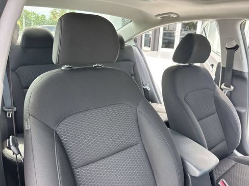 Used 2020 Hyundai Elantra Value Edition w/ Winter Weather Package FWD image 45